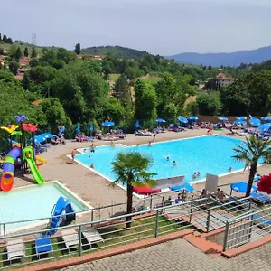 Vakantiehuis Small Camp Il Poggetto, Troghi